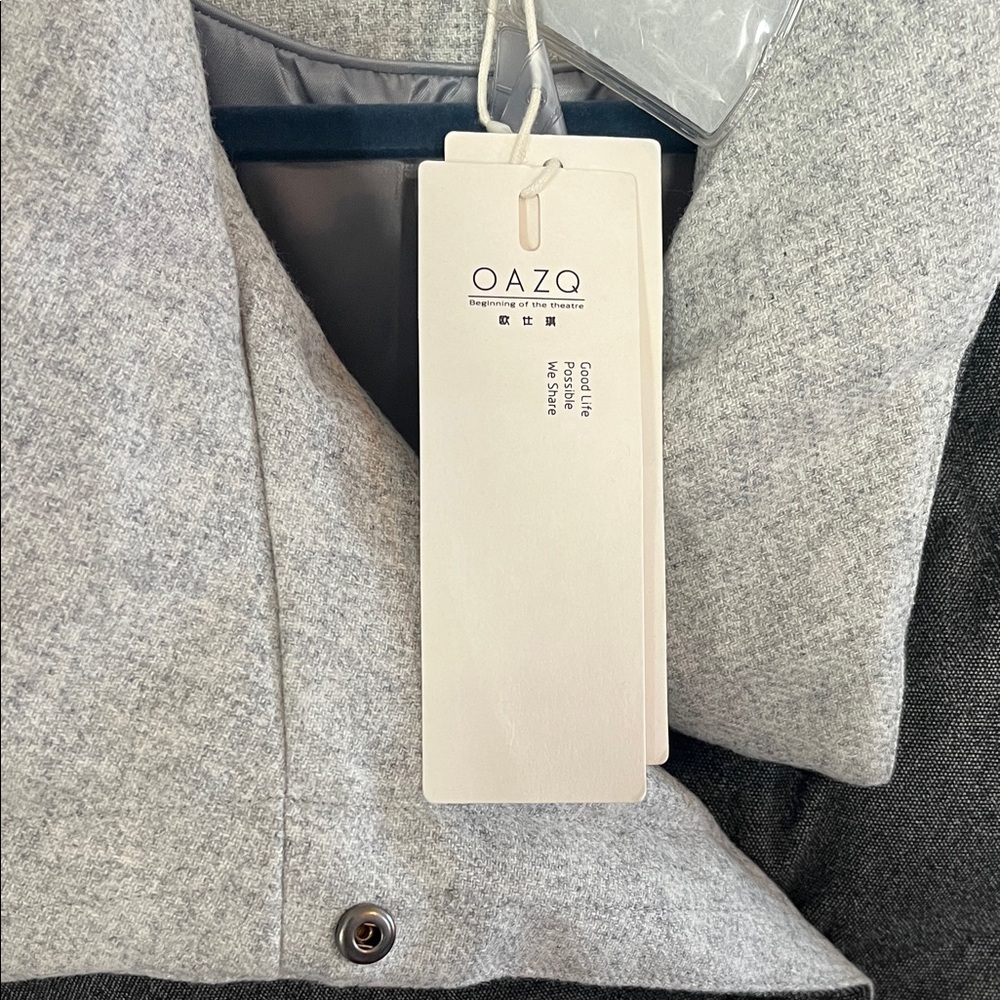 Oak + Fort Two-Tone Black & Gray Puffer Coat - Picture 4 of 6